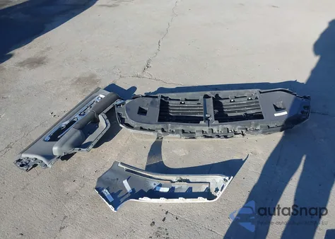 2023 Ram 1500 Big Horn 4X4 6'4 Box from USA, damaged, VIN 1C6SRFMT0PN524727